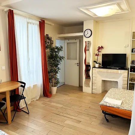 Appartement - Quiet In Le Marais, Ac And Metro