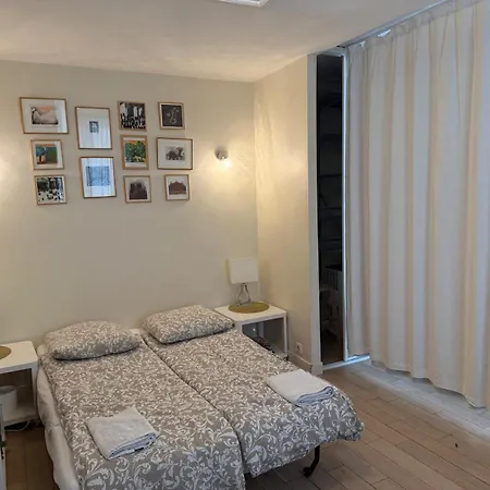 Heart Of Paris, Quiet And Cosy * Paris