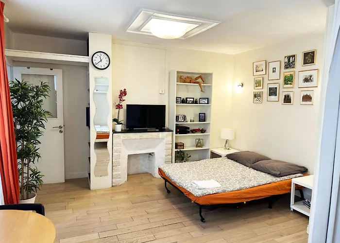 Heart Of Paris, Quiet And Cozy Apartament Paryż